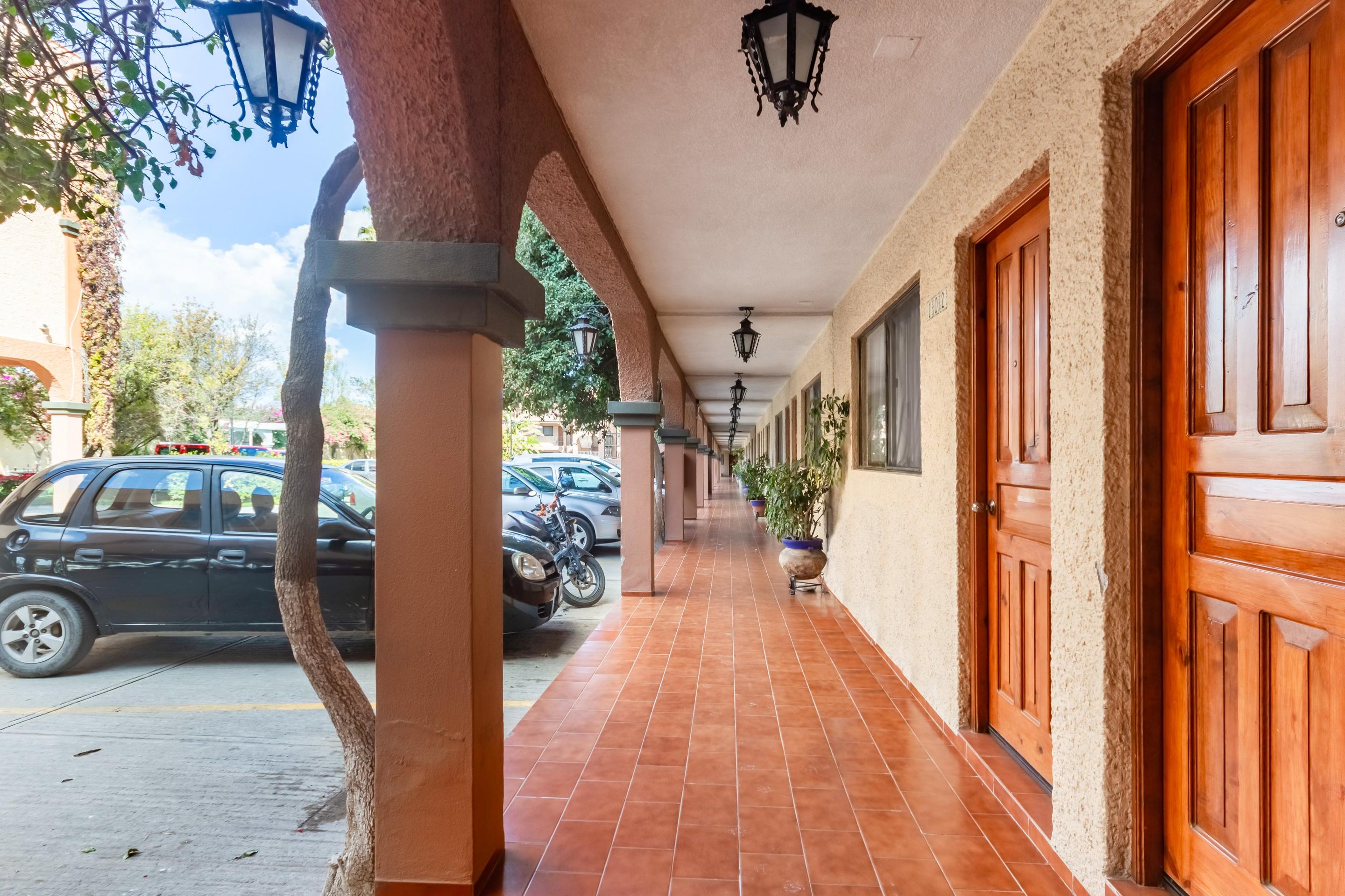 Capital O Mansion Los Arcos, San Luis Potosi Exterior photo